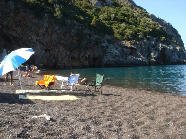 paralia-limnionas-evias