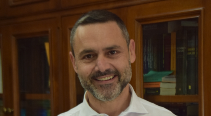 Γιάννης Μπάκας Όμορφη Πόλη. Spoiler Τα πρώτα ονόματα υποψηφίων Δημοτικών Συμβούλων