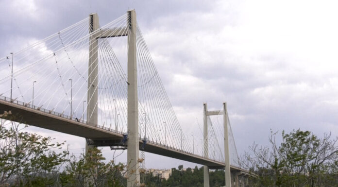 Τραγωδία: 15χρονος μαθητής ο νεαρός που αυτοκτόνησε από τη γέφυρα της Χαλκίδας