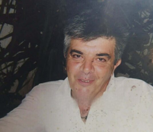 Χαλκίδα: «Έσβησε» η ψυχή του ιστορικού κέντρου «Ανδρούτσος» – Το τελευταίο αντίο στον Δημήτρη Ανδρούτσο