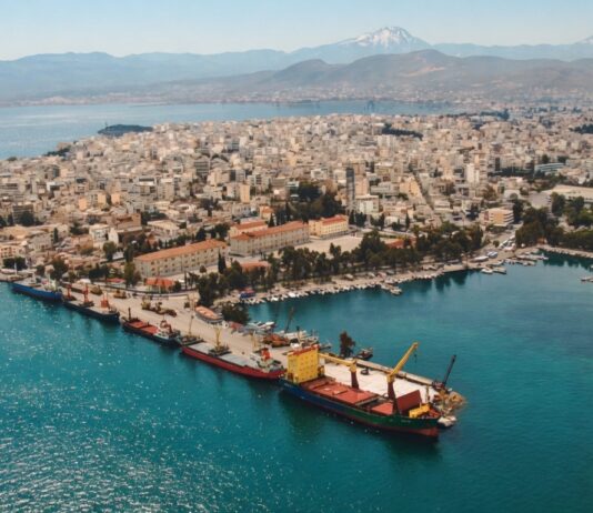 Σχέδιο-μαμούθ στη Χαλκίδα: Μετακομίζει το εμπορικό λιμάνι – Έρχεται υπερσύγχρονη μαρίνα που αλλάζει την Εύβοια για τα επόμενα 50 χρόνια
