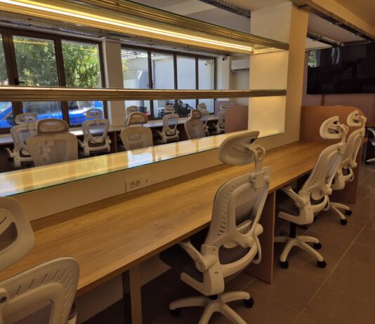 Εργασία με Θέα το Απέραντο Γαλάζιο: Το Νέο Co-working Space του Δήμου Χαλκίδας